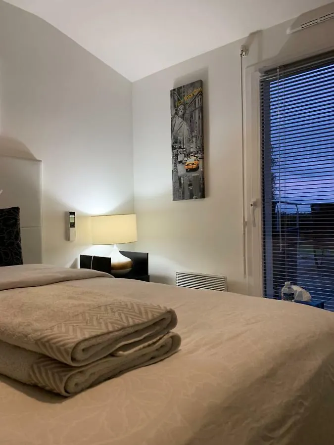 Bed & Breakfast Chambre D'Hotes Ekmakara Lorient